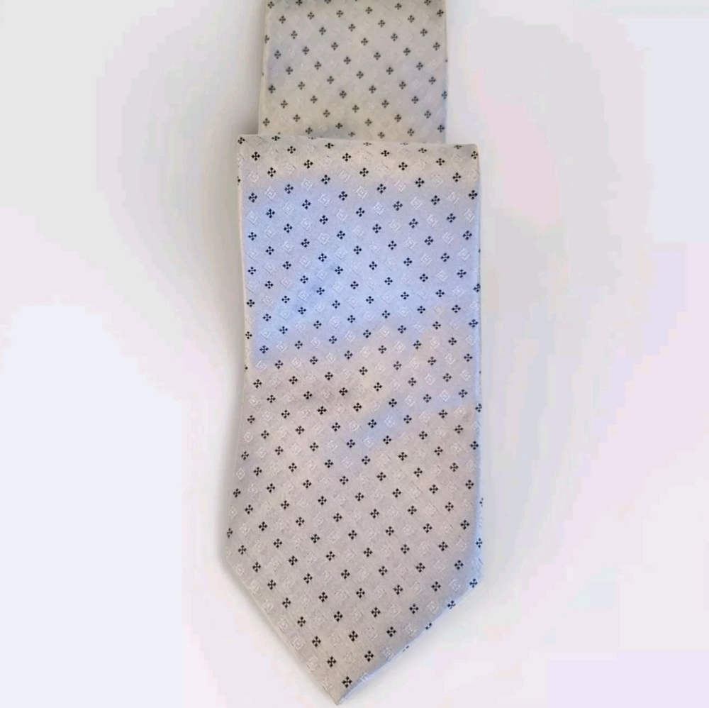 DKNY by Donna Karan Men's 100% Silk Tie Blue Pattern ~ Designer NWOT